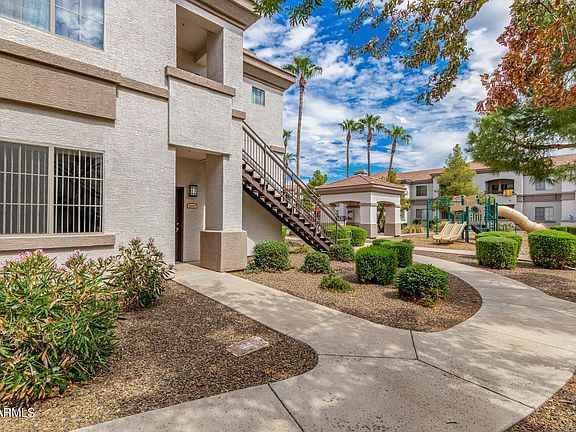 3rd image of 1941 S PIERPONT Drive #1057