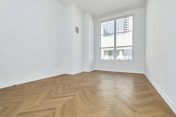 Rented by PocketBroker Inc | media 41