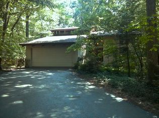 10907 Thanlet Ln, Reston, VA 20190