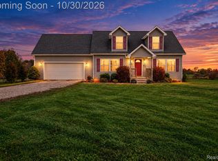 5867 E Hillcrest Dr, Eaton Rapids, MI 48827