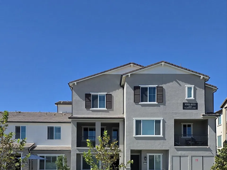 16195 Plumeria Ln