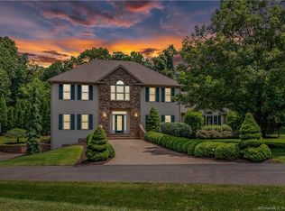 122 Elk Dr, Southbury, CT 06488