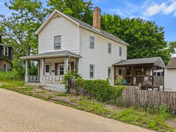 213 Blakely St, East Liverpool, OH 43920