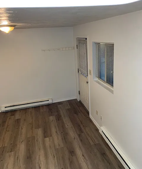 1 bed, 450 sqft, $1,200 — Photo 3