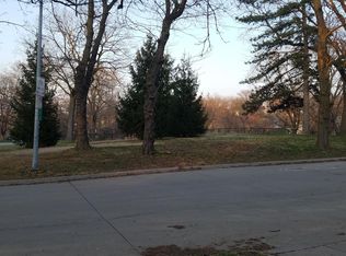 1104 Turner Blvd, Omaha, NE 68105