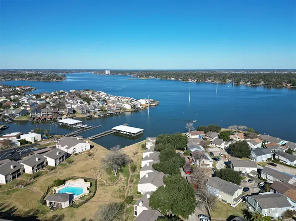 102 Lakeview Ter #D, Montgomery, TX 77356