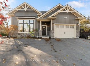 564 Sidney St, Belleville, ON K8P 4A2