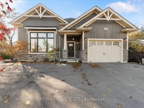 564 Sidney St, Belleville, ON K8P 4A2