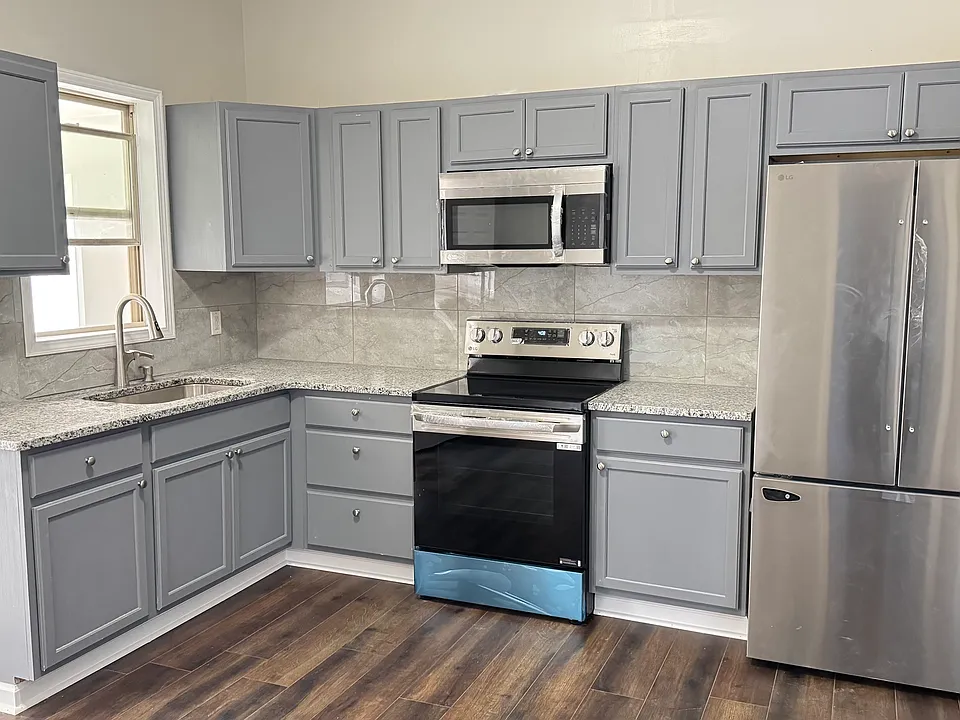 711 W Charles St #1