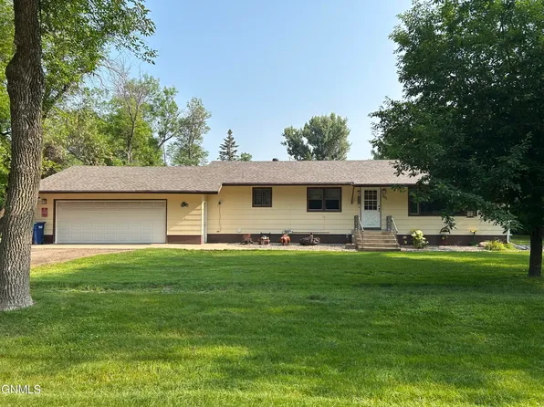301 4th St N, Buffalo, ND 58011