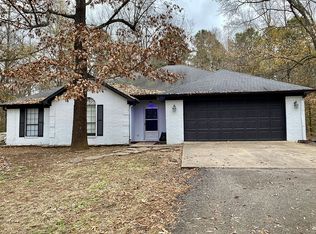229 Foxglove Rd, Russellville, AR 72802