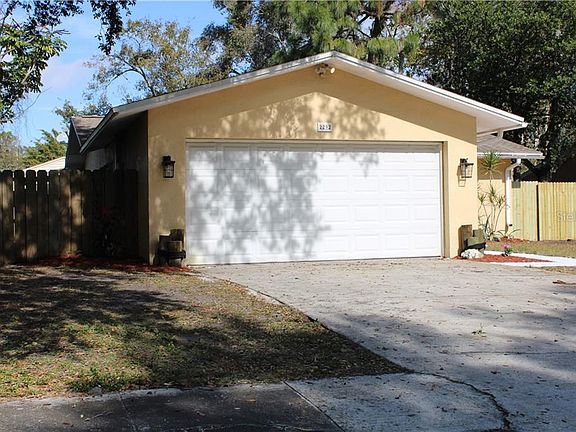 2nd image of 2292 Winchester Dr