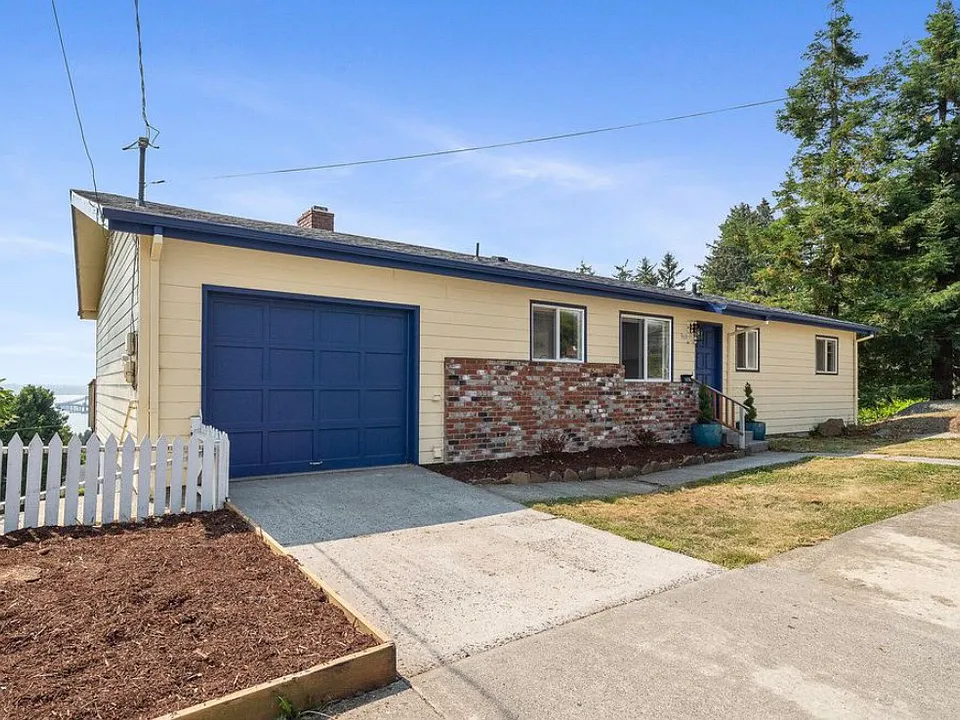 416 Chinook Ave