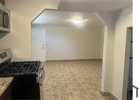 2 bed, $1,099 — Photo 4