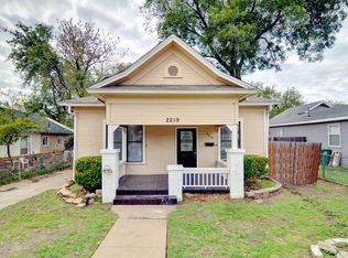 2219 Refugio Ave #A, Fort Worth, TX 76164