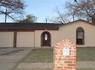 5705 Rosalyn Dr, Watauga, TX 76148