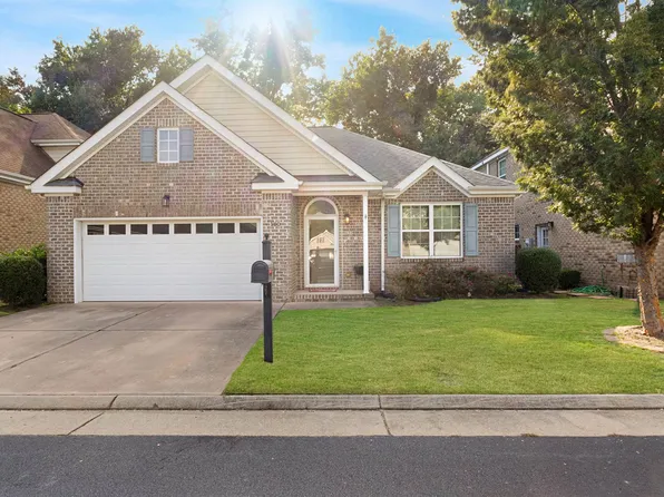 150 Lighthouse Dr, Portsmouth, VA 23703