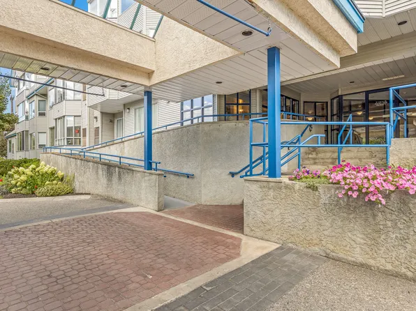 3157 Casorso Rd Unit 105, Kelowna, BC V1W 3J4