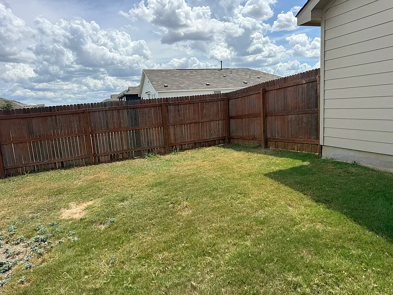 9201 Luciano Pl — Photo 12