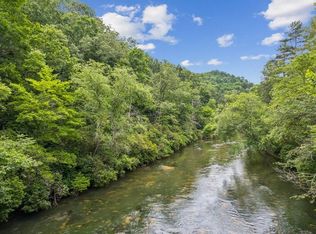 6 Riverfront Dr, Ellijay, GA 30536