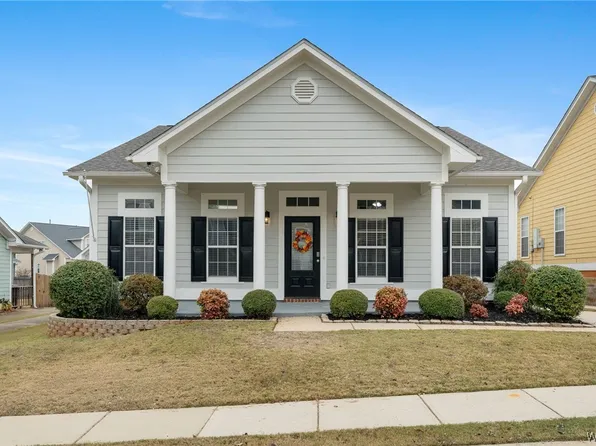 4625 Clubview Dr, Bessemer, AL 35022