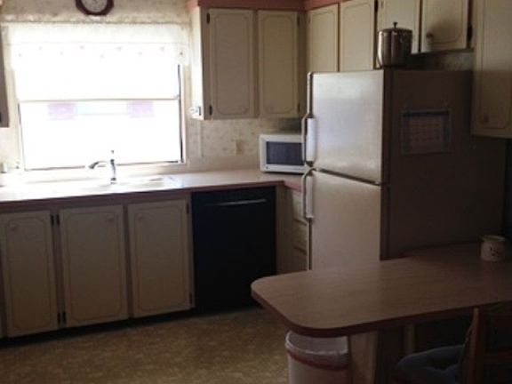 3rd image of 2112 Pier Dr.