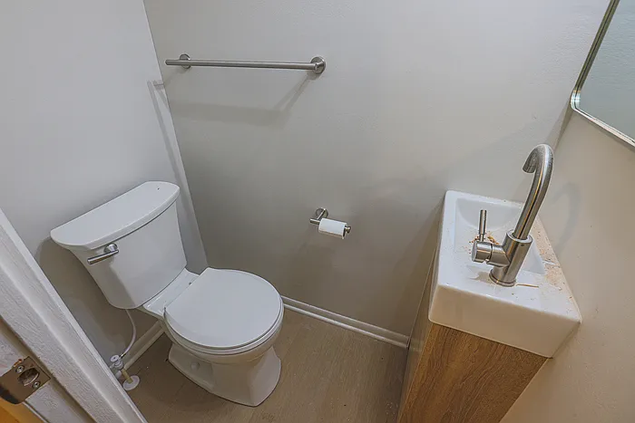 8900 Trimble Way — Photo 16