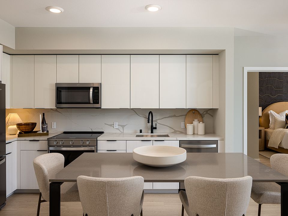 1st image of 401 Cypress Ave #737