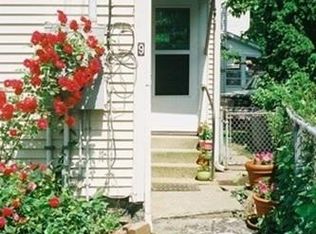11 Crescent Sq #4, Newton, MA 02458