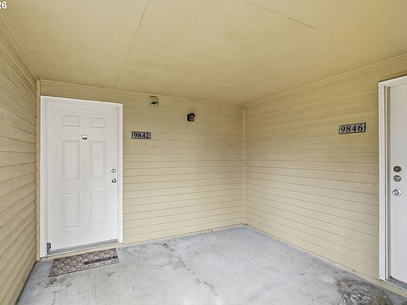 3rd image of 9842 SE Talbert St