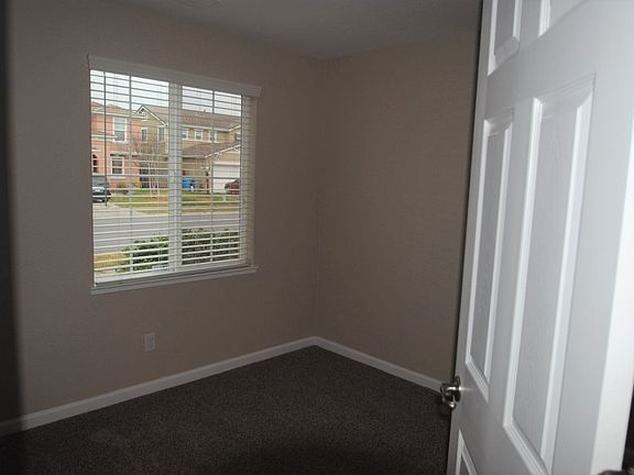 5th image of 1246 Kensington Dr