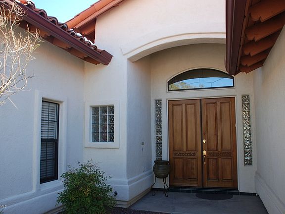 2nd image of 3624 N Sabino Creek Pl