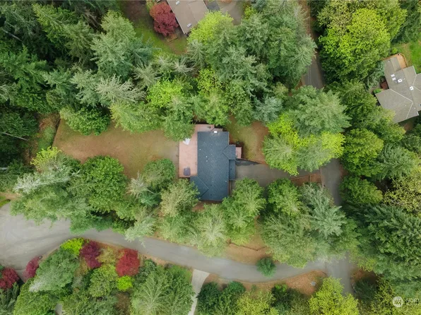 14702 255th Avenue SE, Issaquah, WA 98027
