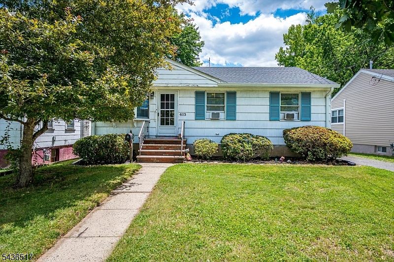 1st image of 413 Jaques Ave