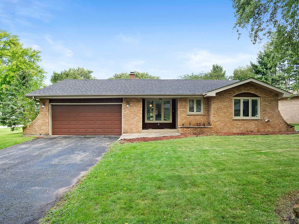 1st image of 2567 E Riverview Dr