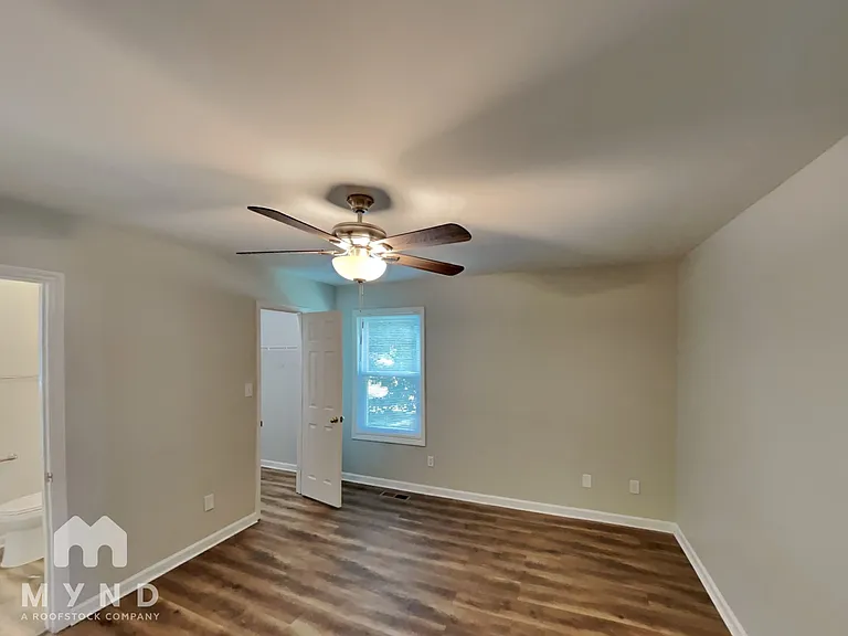 5406 S New Hope Rd — Photo 6