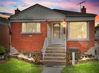 2216 Forest Ave, North Riverside, IL 60546