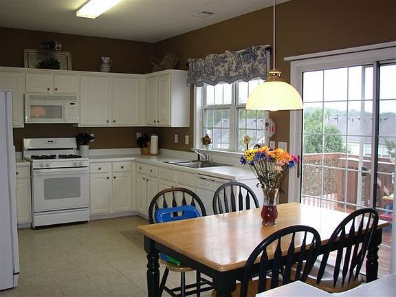 Spacious Kitchen with Upgraded Tile Floor