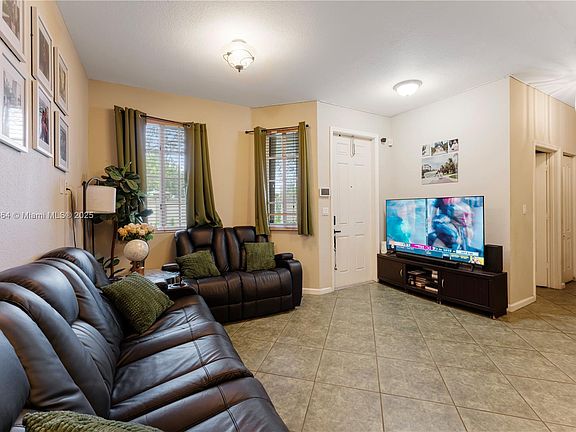 4th image of 21407 NW 13th Ct APT 604