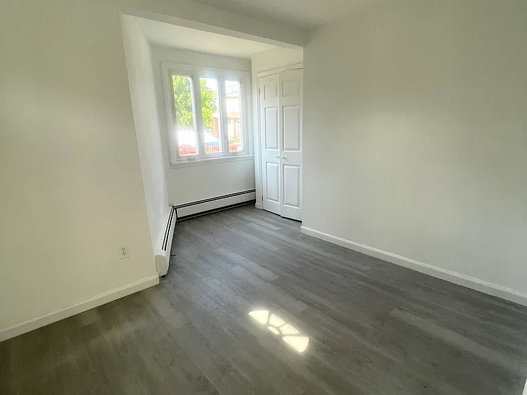 32 Linda Ave #2 — Photo 2