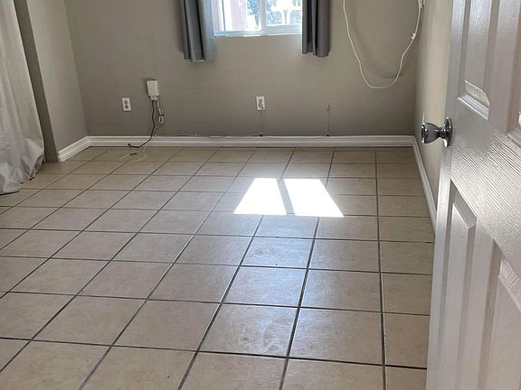 5th image of 66671 Estrella Ave #1