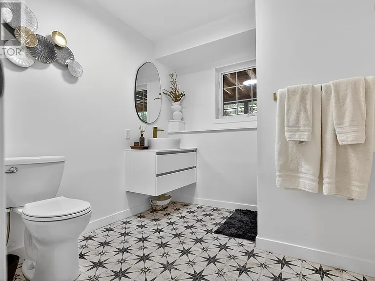 38 Charles Meade Dr — Photo 18