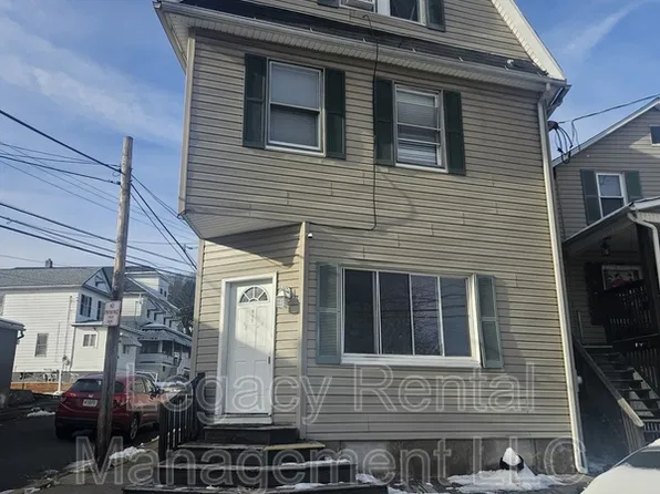 535 W Shawnee Ave Floor 1-3, Plymouth, PA 18651