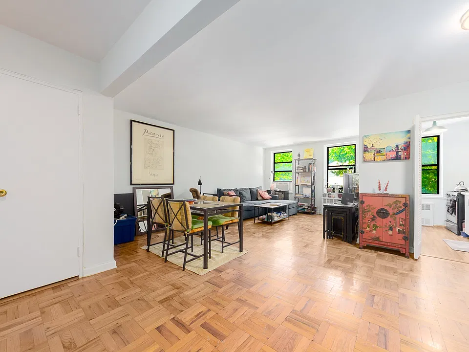 410 Elmwood Ave #1D