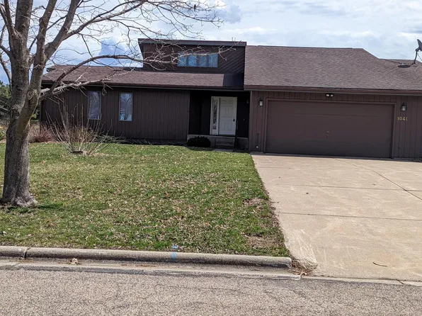 1041 North Fairway DRIVE, Sparta, WI 54656