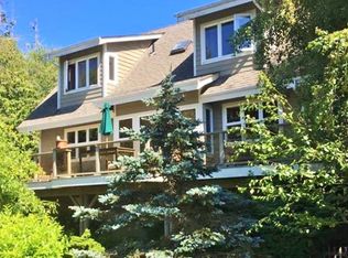 2233 Cook Ave, Port Townsend, WA 98368