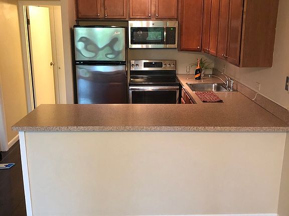 3rd image of 5819 Oakwood Dr APT B