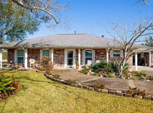 910 Oak Ln, Hackberry, LA 70645