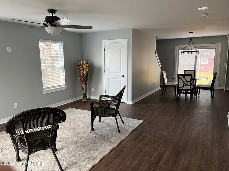 1613 Grove Ave — Photo 24