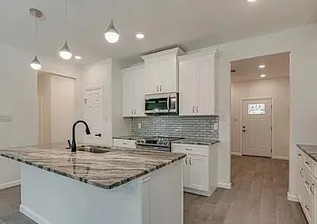 1583 Bonnyview Dr — Photo 11